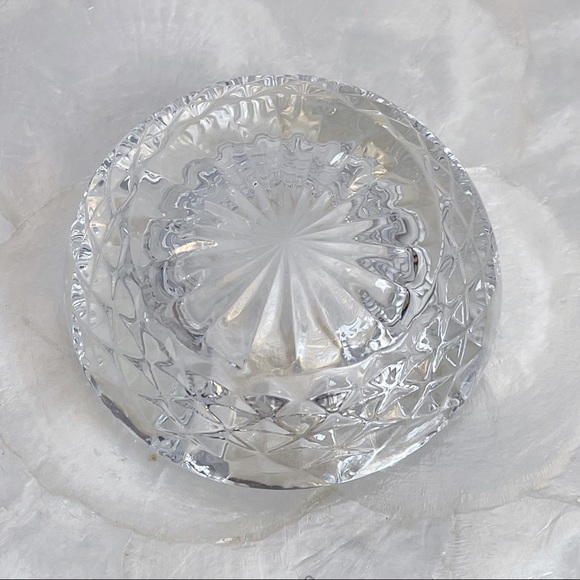 Vintage Hand Cut Glass Art Deco Thick Rimmed Ashtray Trinket Jewelry Dish - Picture 11 of 14